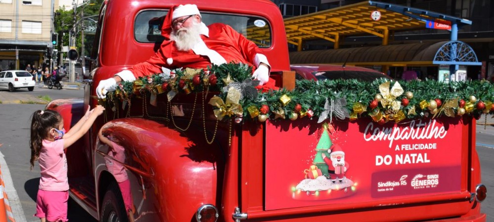 NATAL DOS ENCONTROS | Picape do Papai Noel leva para as ruas a magia do Natal   
